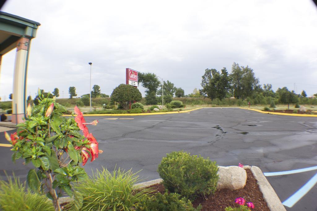 The Garden Inn Elkhart Exterior foto